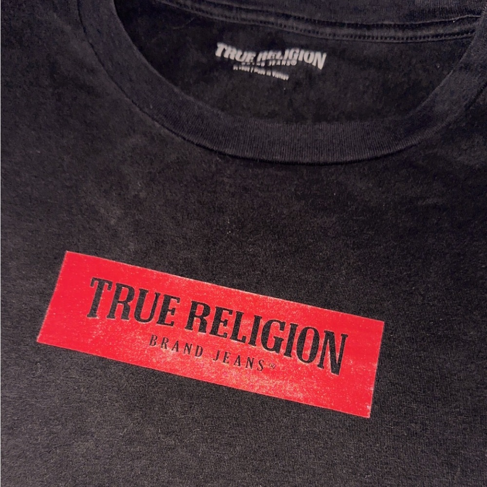 True Religion mens T black and red